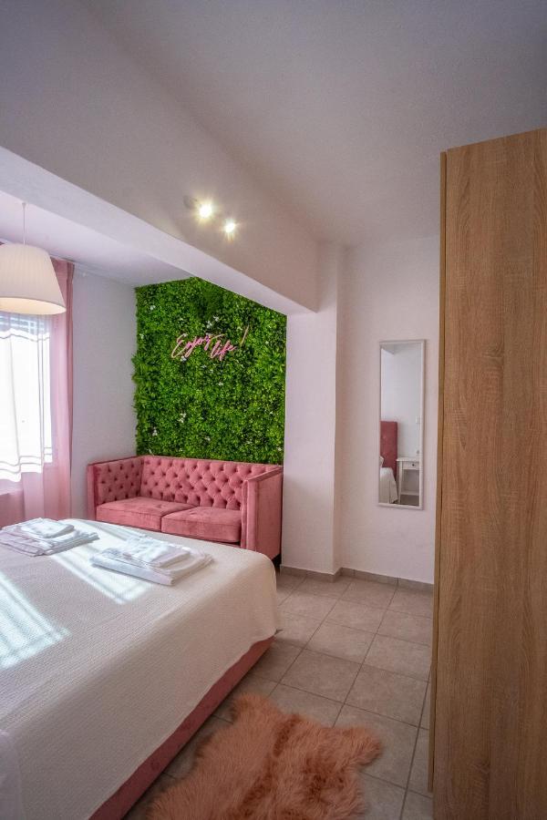 Remvi Guest House Pramanta Exterior photo