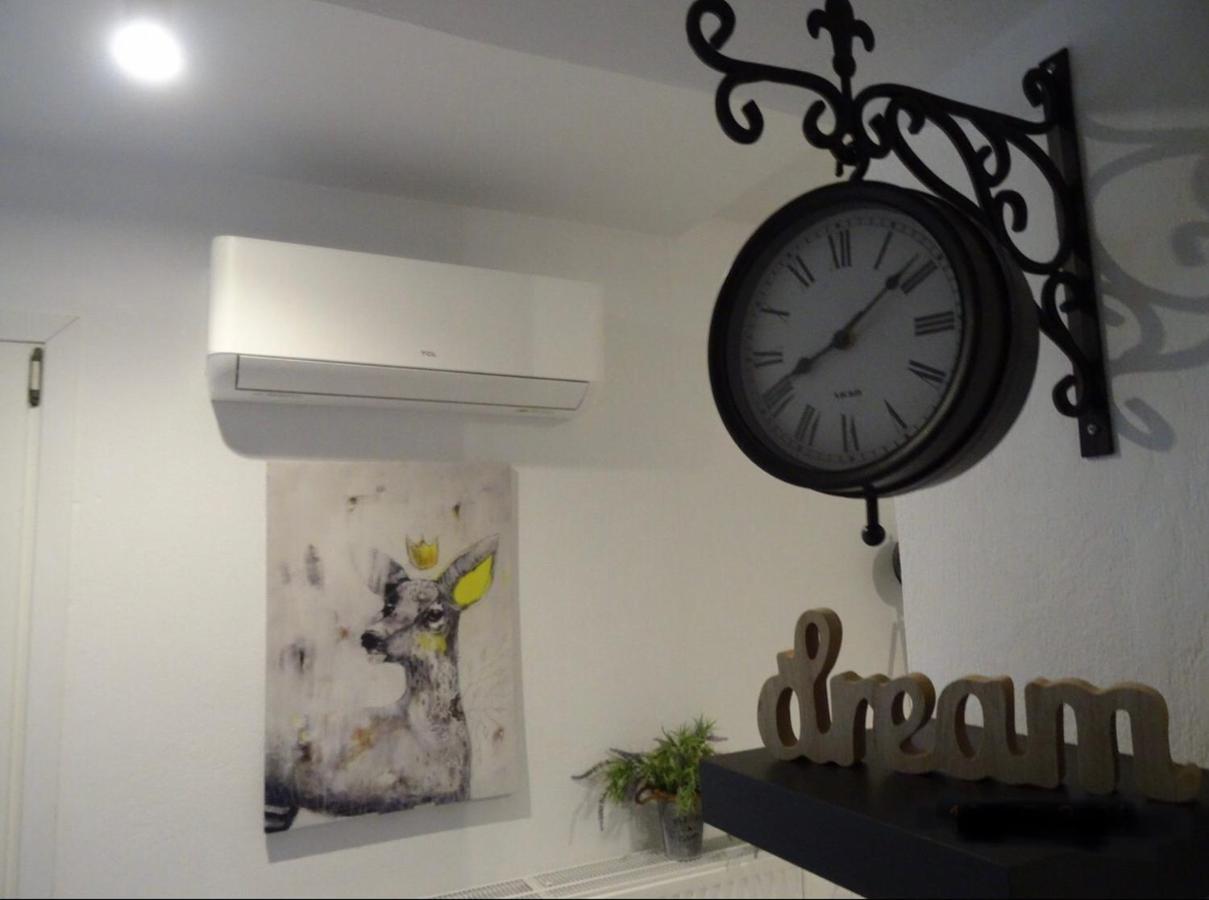 Remvi Guest House Pramanta Exterior photo